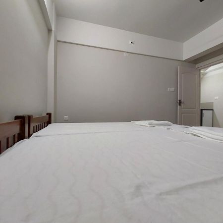 Hotel Mannat Residence Thiruvananthapuram Eksteriør billede