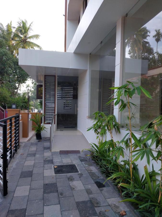 Hotel Mannat Residence Thiruvananthapuram Eksteriør billede