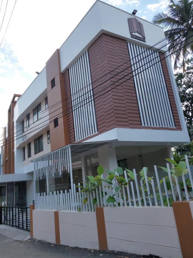 Hotel Mannat Residence Thiruvananthapuram Eksteriør billede