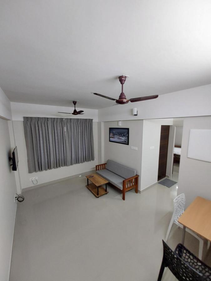 Hotel Mannat Residence Thiruvananthapuram Eksteriør billede